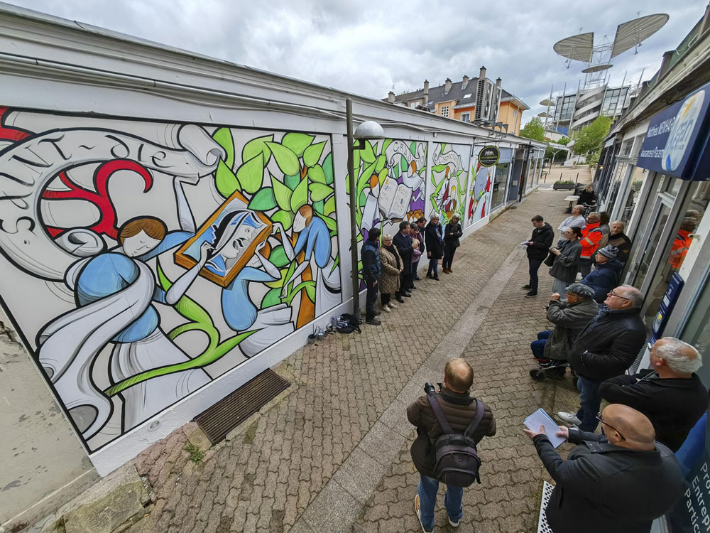 Photo de l'inauguration de la nouvelle fresque allée Émile-Lambert