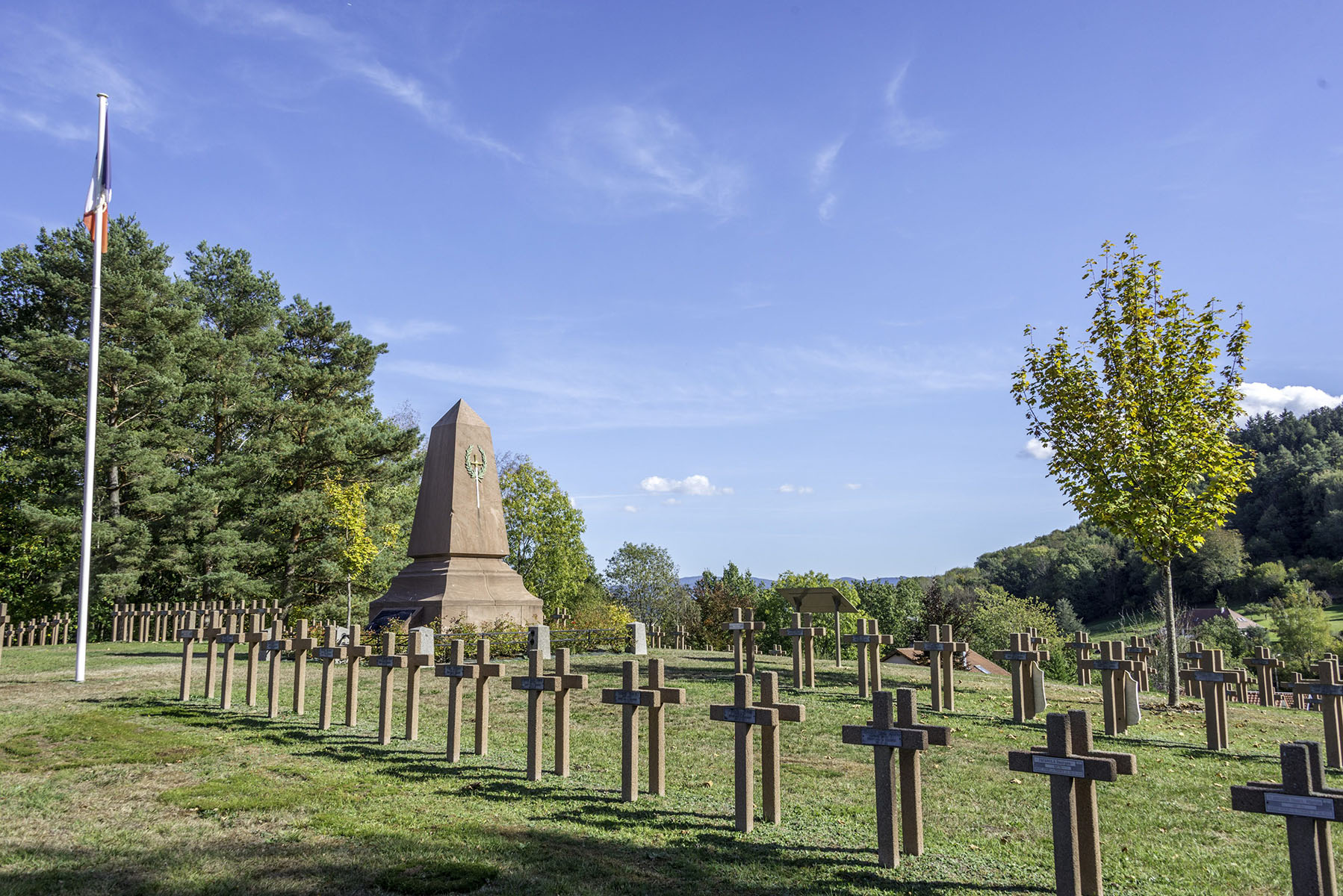 necropole-les-tiges Photo de la nécropole nationale des Tiges