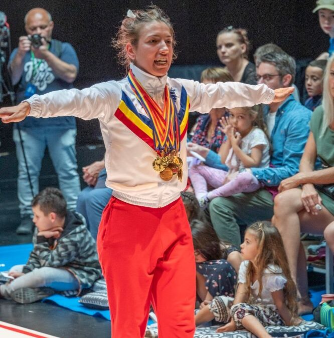 Flam(m)e : Nadia Comaneci, de l’excellence à la souffrance