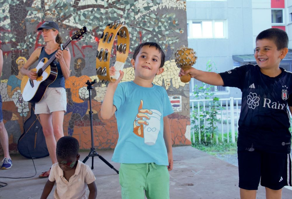 Photo prise lors d'un évènement organisé par l'école des nez rouges