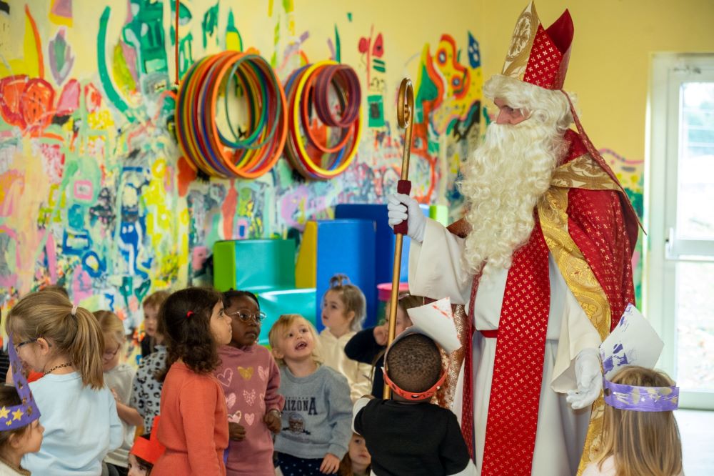Une première visite dans les écoles
