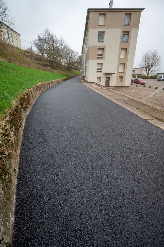 photo du nouvel enrobé sur la route rue Ohl-des-Marais