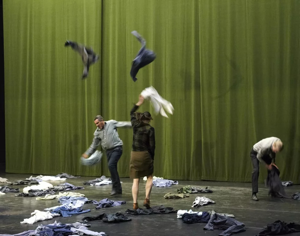 Le Bruit des arbres qui tombent