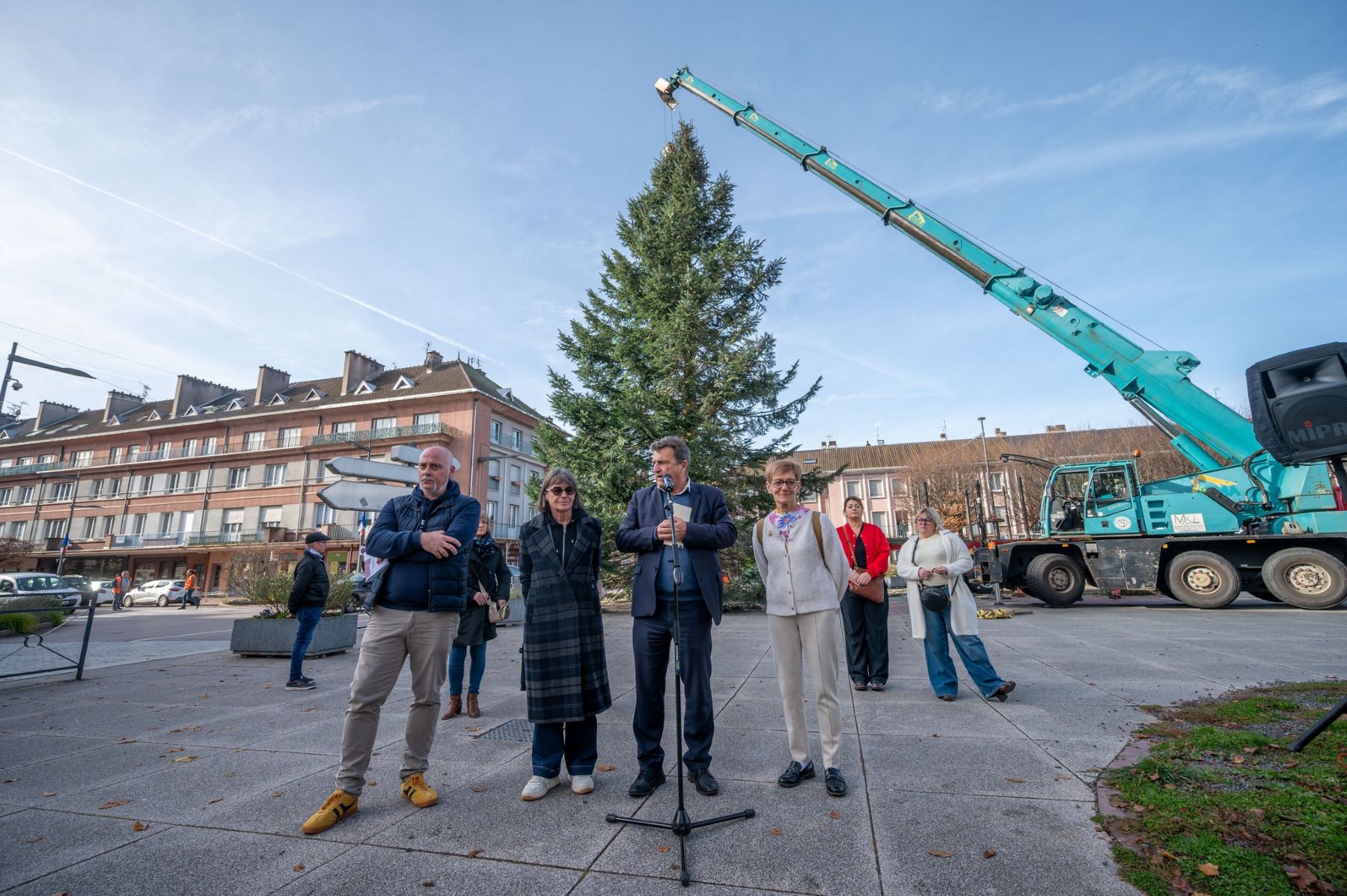 installation du sapin 2025