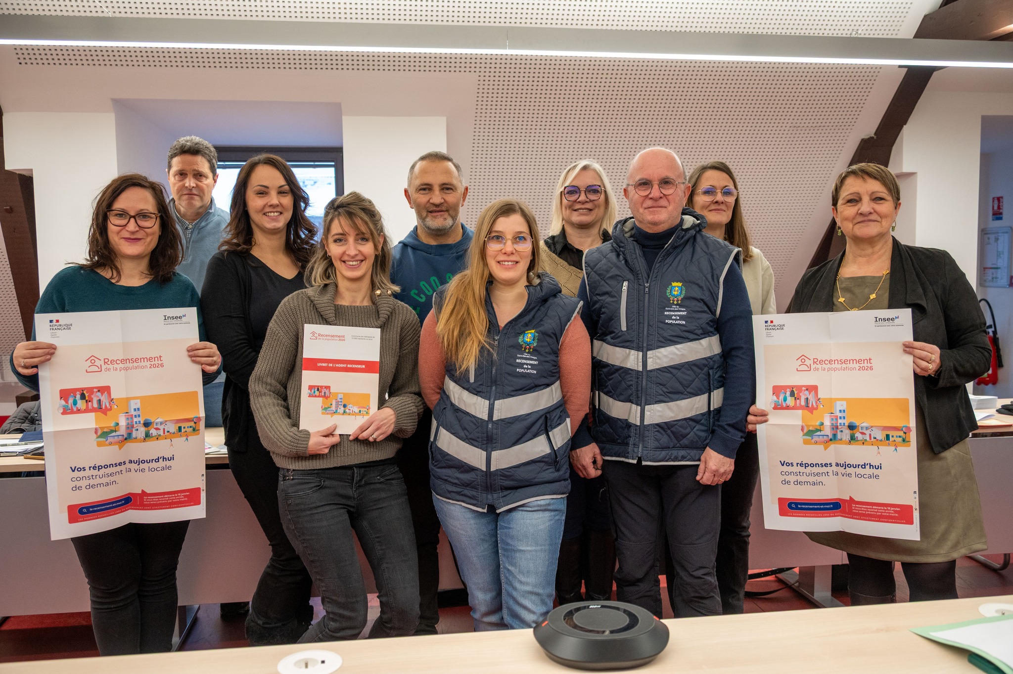 Les agents recenseurs présentés aux médias