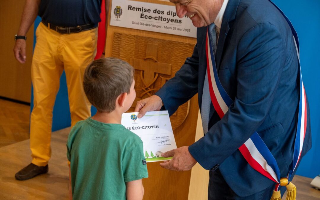 Diplôme Écocitoyens : Des élèves de Georges-Darmois et Camille-Claudel récompensés pour leur geste environnemental