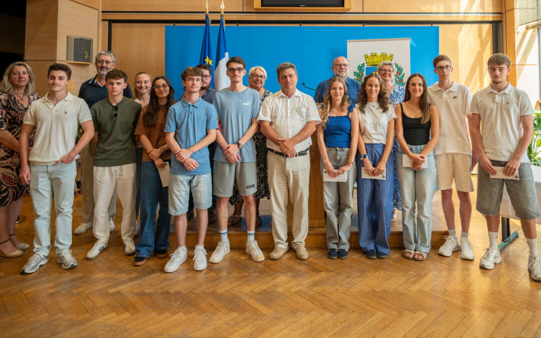 Les bacheliers déodatiens récompensés en mairie