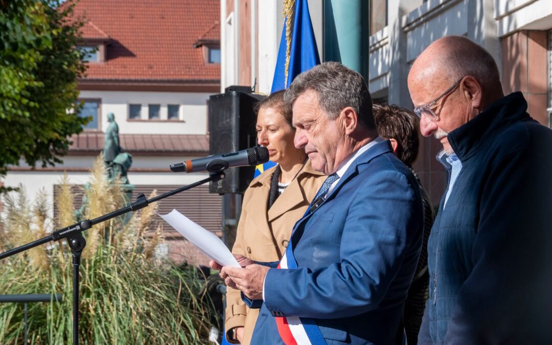 Un rassemblement en soutien aux communes touchées par les violences